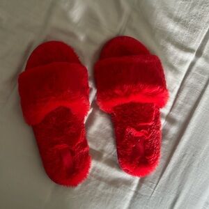 Pink By Victoria Secret Red Fuzzy Slides Women’s Medium